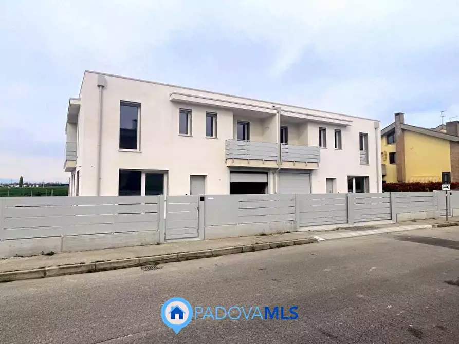 Immagine 1 di Casa quadrifamiliare in vendita  in via Cavalotto a Rubano