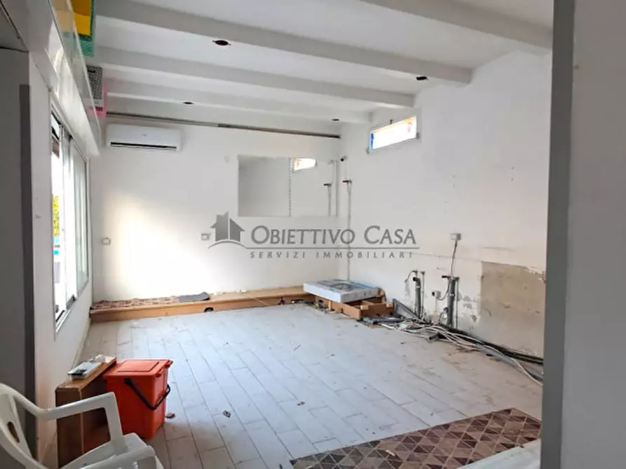 Immagine 6 di Negozio in vendita  in Riviera Martiri della Libertà a Dolo