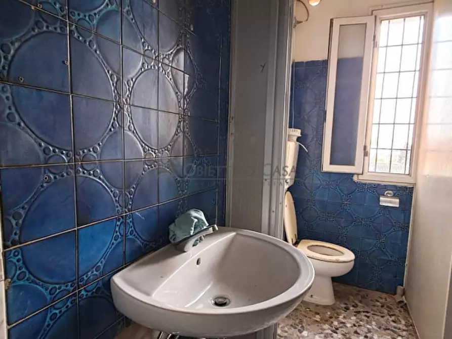 Immagine 12 di Negozio in vendita  in Riviera Martiri della Libertà a Dolo