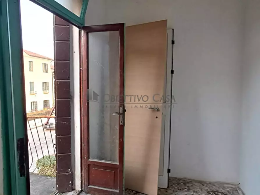 Immagine 12 di Negozio in vendita  in Riviera Martiri della Libertà a Dolo