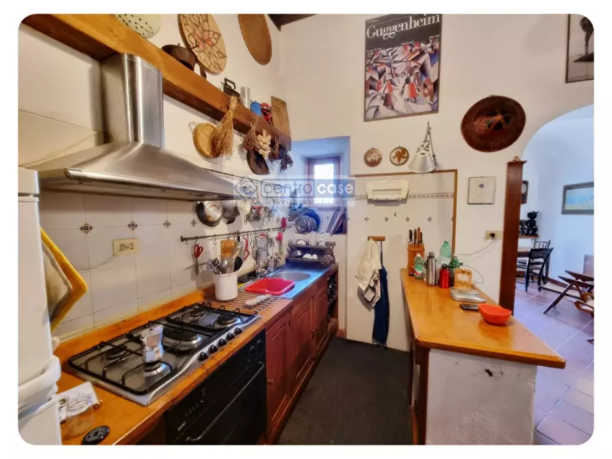 Immagine 8 di Appartamento in vendita  in via degli albito a Gaeta