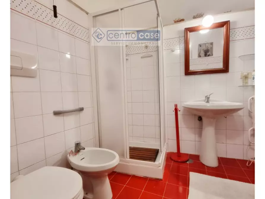 Immagine 22 di Appartamento in vendita  in via degli albito a Gaeta