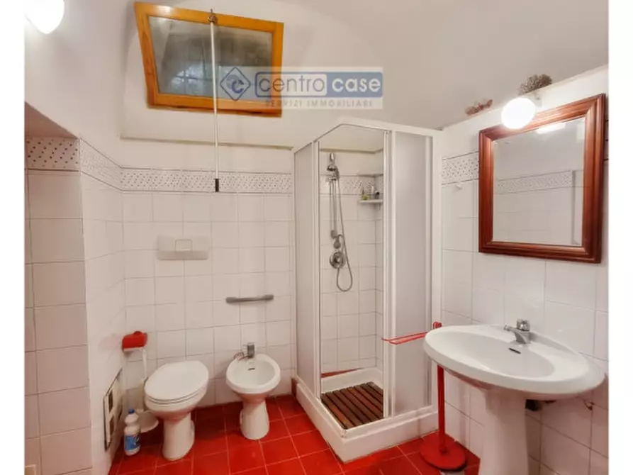 Immagine 23 di Appartamento in vendita  in via degli albito a Gaeta