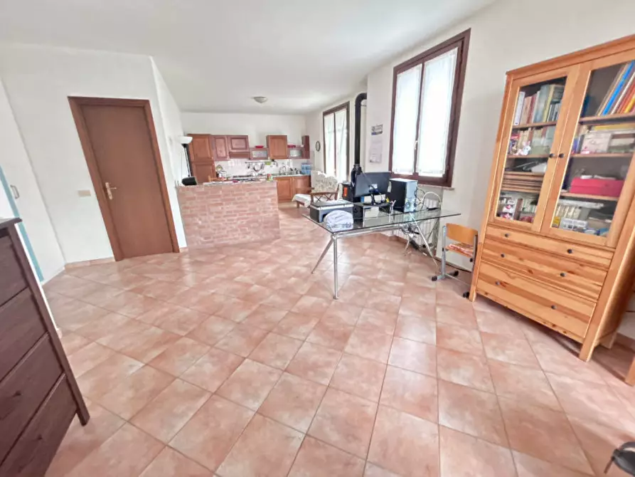 Immagine 3 di Casa bifamiliare in vendita  in Via Garibaldi a Sorbolo Mezzani