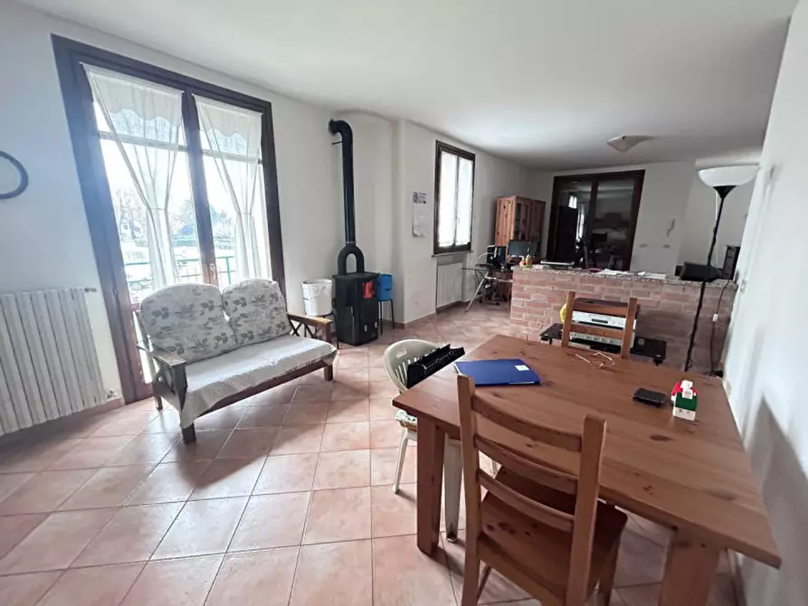 Immagine 8 di Casa bifamiliare in vendita  in Via Garibaldi a Sorbolo Mezzani