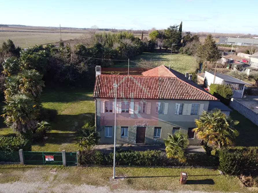 Immagine 3 di Casa indipendente in vendita  in Via Aquileia 112 a Cervignano Del Friuli