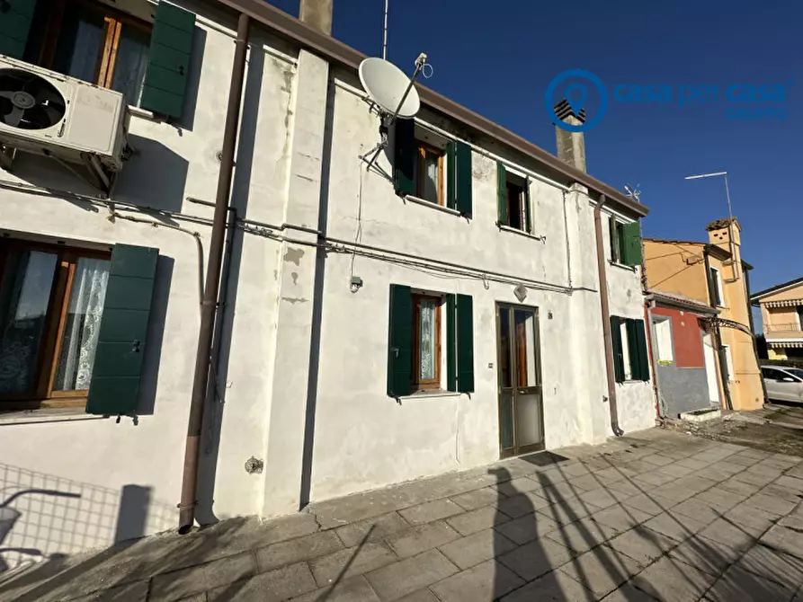Immagine 2 di Villetta a schiera in vendita  in Adria, Via don Surzo a Adria