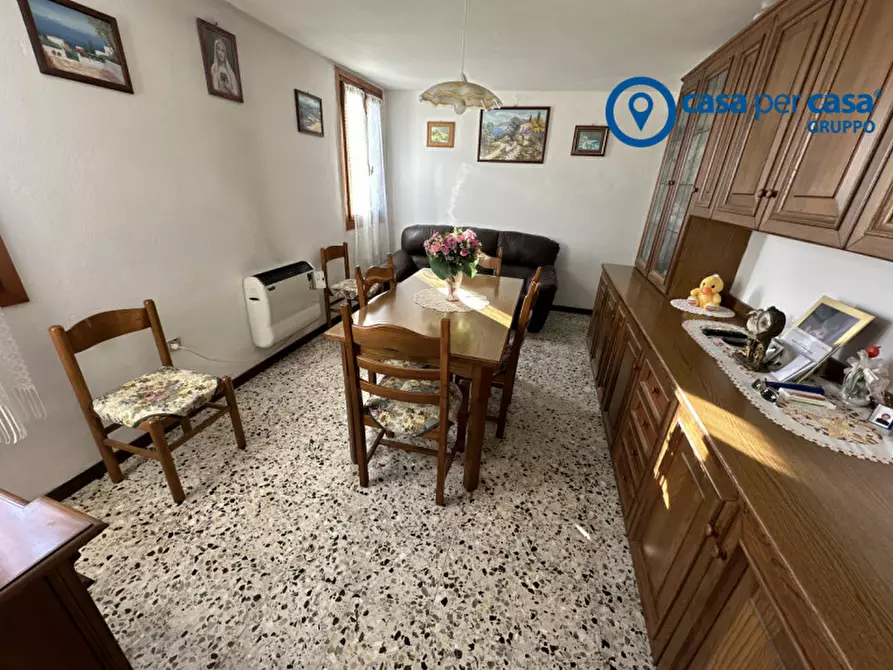 Immagine 3 di Villetta a schiera in vendita  in Adria, Via don Surzo a Adria