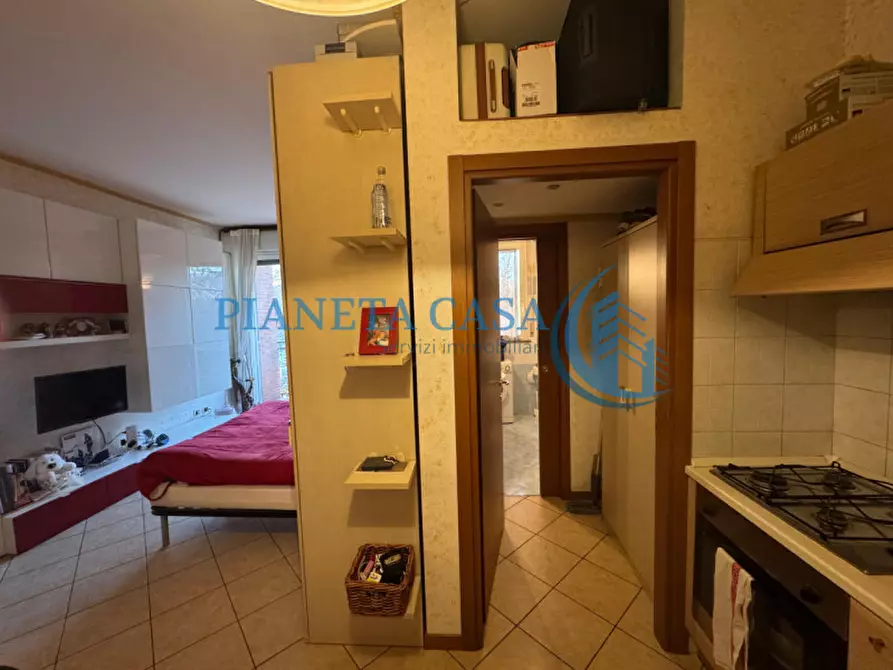 Immagine 5 di Appartamento in vendita  in Piazzale Cimitero Maggiore 12 Milano a Milano