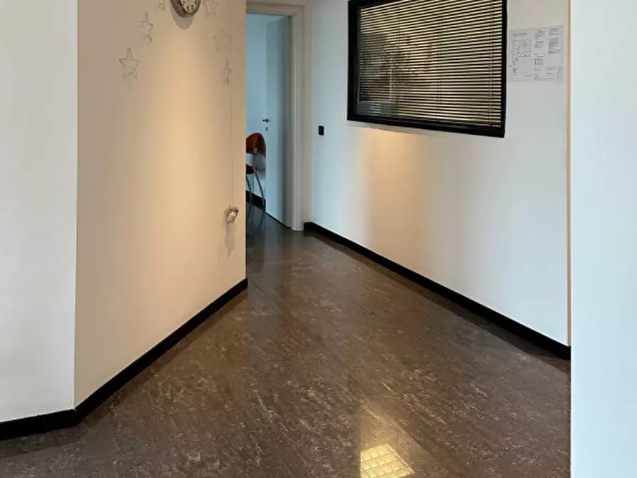 Immagine 2 di Ufficio in affitto  in Via dei Lavoratori a Buccinasco