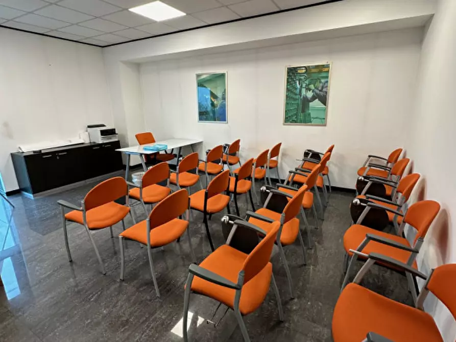 Immagine 4 di Ufficio in affitto  in Via dei Lavoratori a Buccinasco