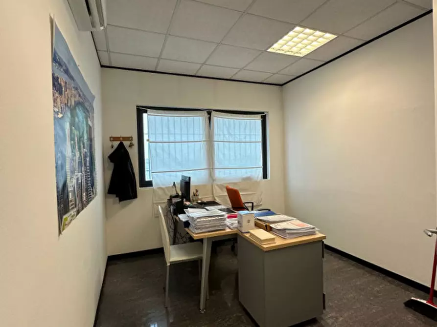 Immagine 15 di Ufficio in affitto  in Via dei Lavoratori a Buccinasco