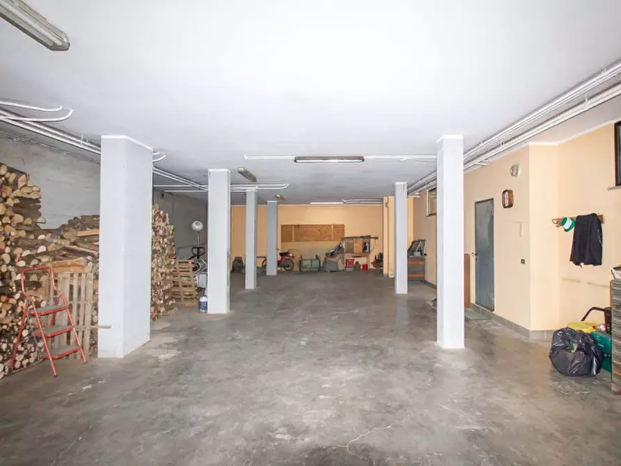 Immagine 32 di Villa in vendita  in Bosconero a Bosconero