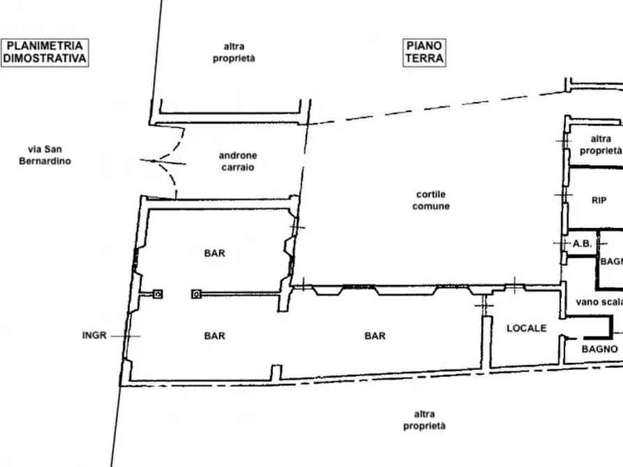 Immagine 3 di Negozio in vendita  in via San Bernardino n° 10 a Sannazzaro De' Burgondi