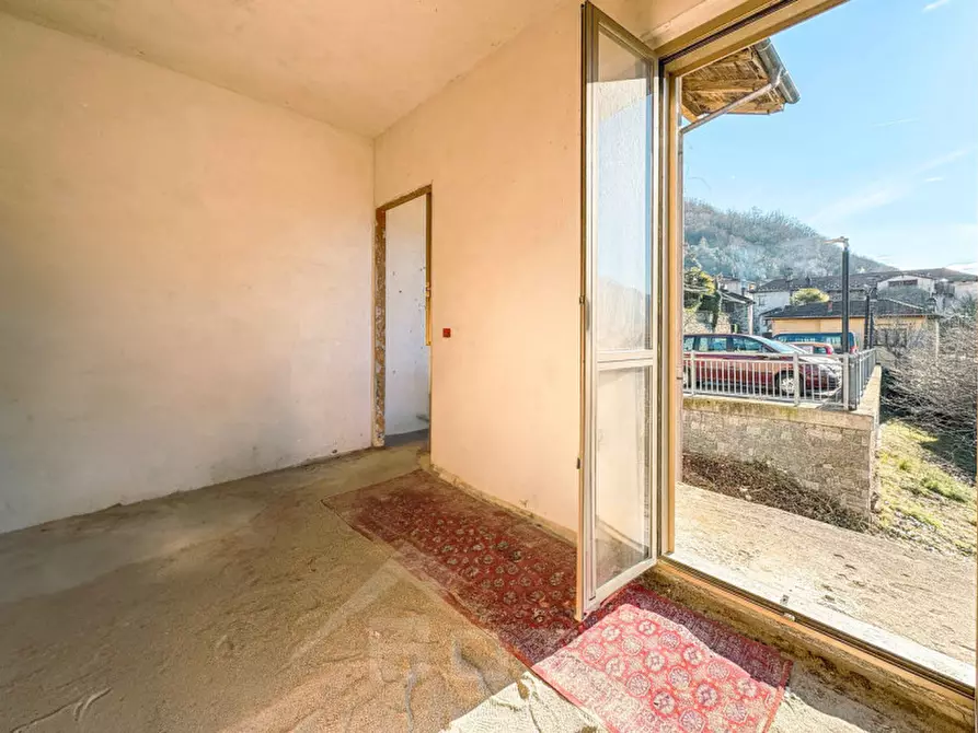 Immagine 11 di Casa indipendente in vendita  in Via Borca 34 a Omegna