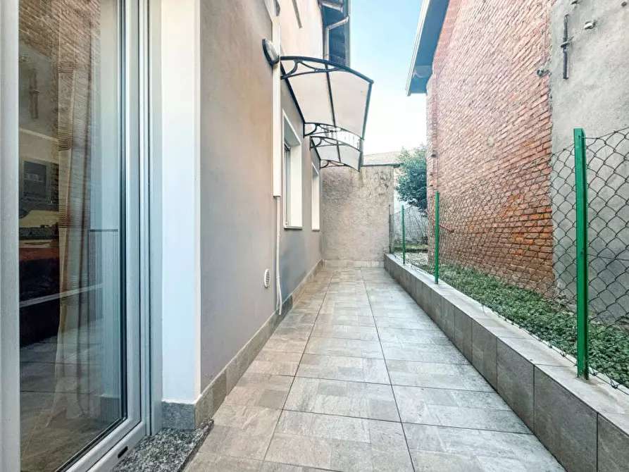 Immagine 16 di Casa indipendente in vendita  in via vittorio veneto n 6 a Cureggio