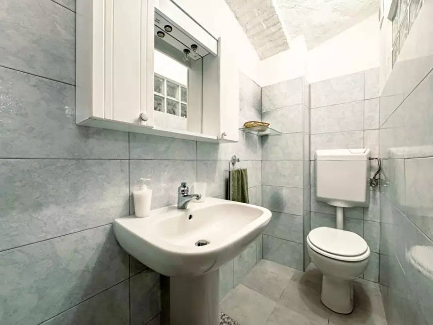 Immagine 21 di Casa indipendente in vendita  in via vittorio veneto n 6 a Cureggio