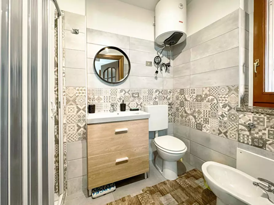 Immagine 28 di Casa indipendente in vendita  in via vittorio veneto n 6 a Cureggio