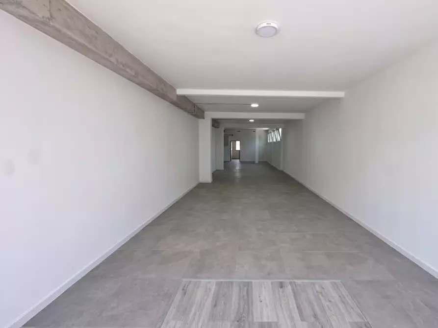 Immagine 4 di Ufficio in affitto  in via nazionale 251 a Mira
