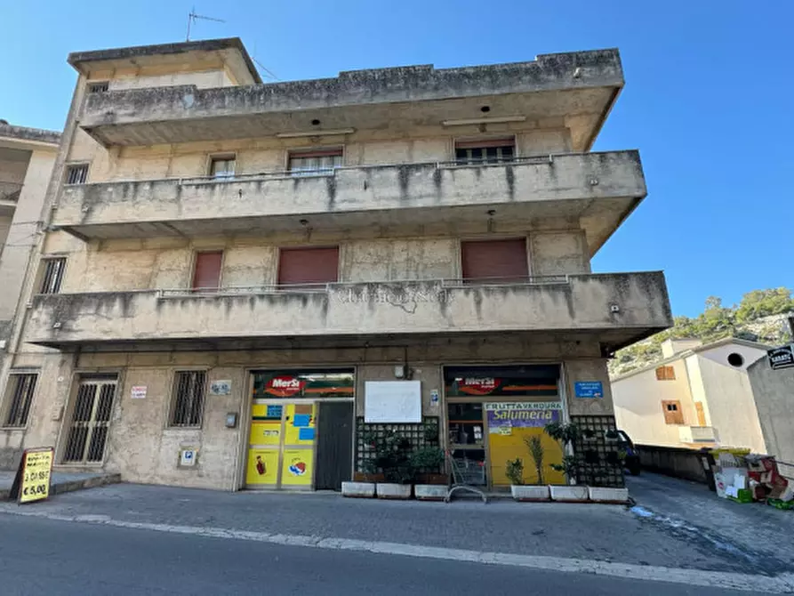 Immagine 1 di Casa indipendente in vendita  a Modica