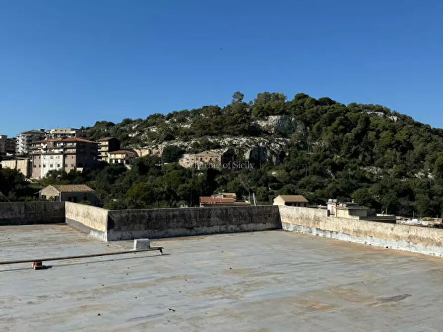 Immagine 15 di Casa indipendente in vendita  a Modica