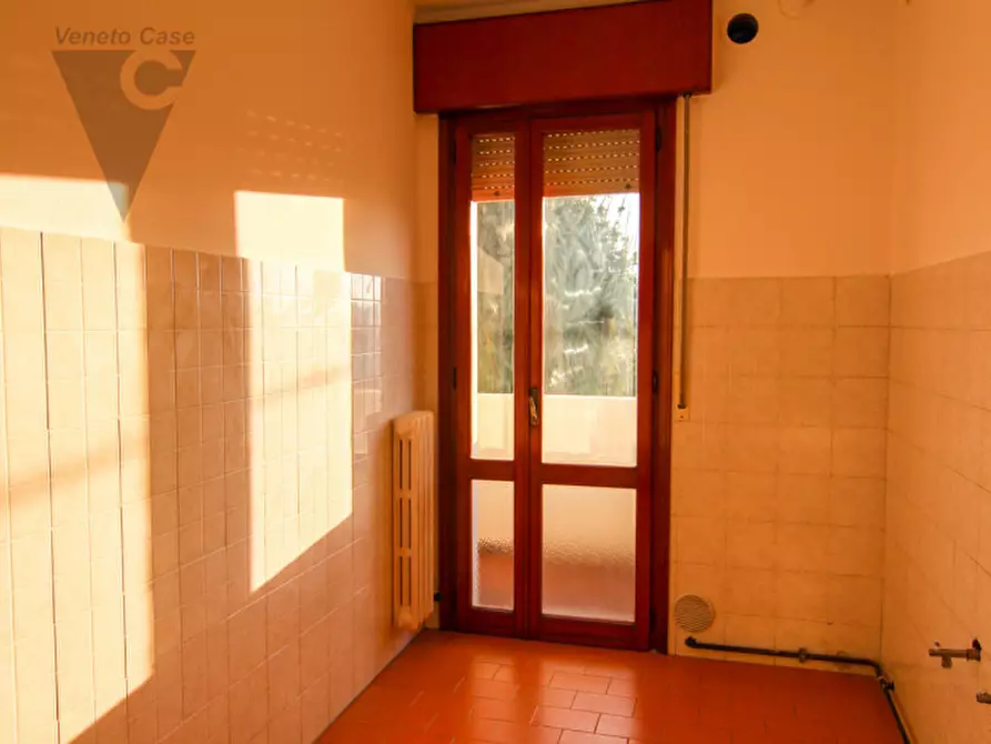 Immagine 13 di Appartamento in vendita  in Via Gaetano Donizetti a Piove Di Sacco