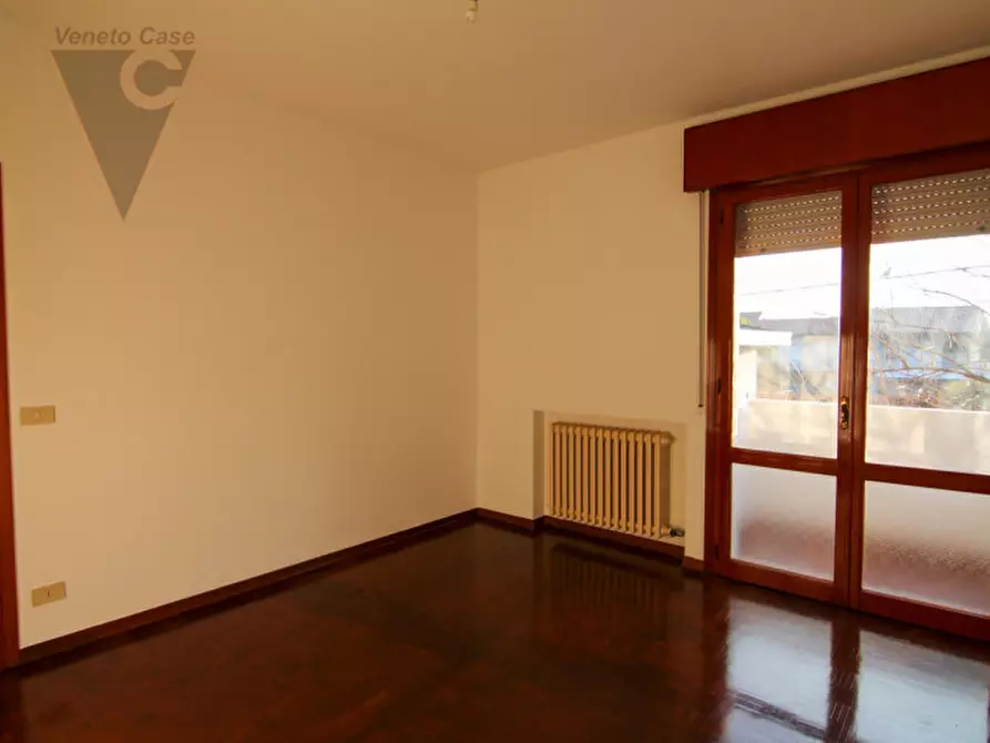 Immagine 18 di Appartamento in vendita  in Via Gaetano Donizetti a Piove Di Sacco