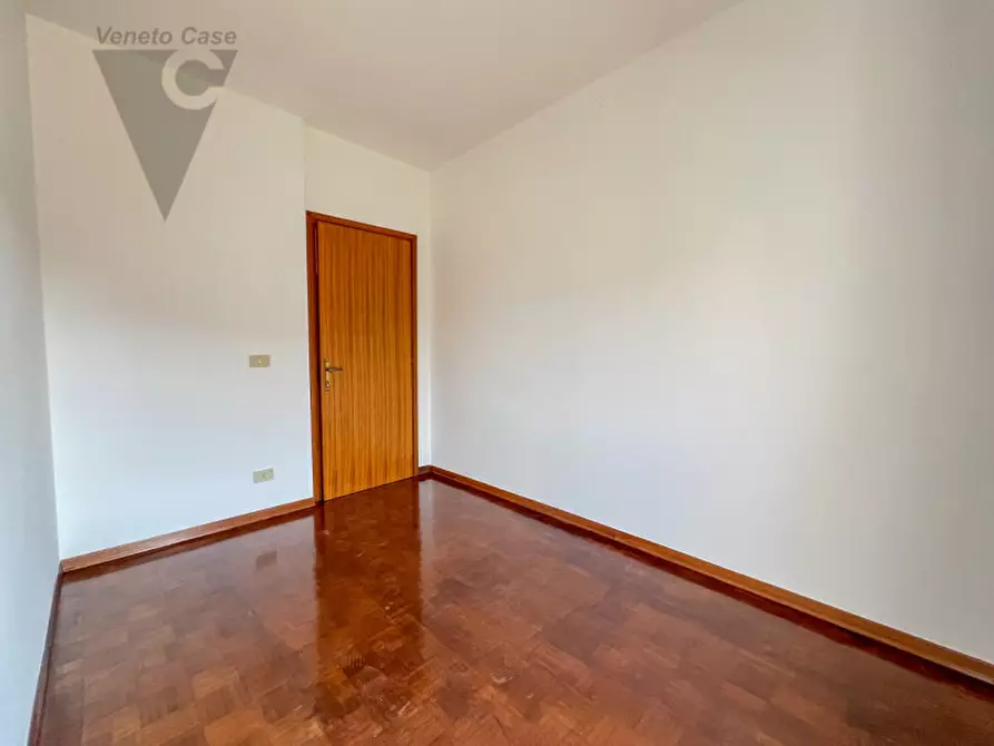 Immagine 26 di Appartamento in vendita  in Via Gaetano Donizetti a Piove Di Sacco