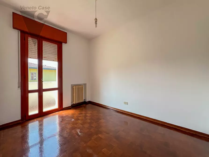 Immagine 27 di Appartamento in vendita  in Via Gaetano Donizetti a Piove Di Sacco