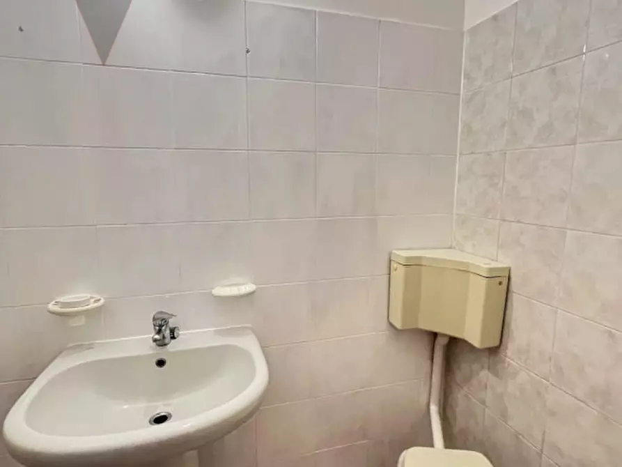 Immagine 29 di Appartamento in vendita  in Via Gaetano Donizetti a Piove Di Sacco