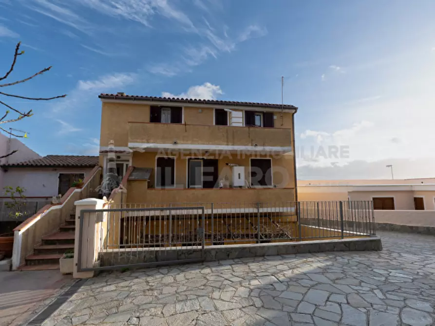 Immagine 10 di Appartamento in vendita  in Via Padule a La Maddalena