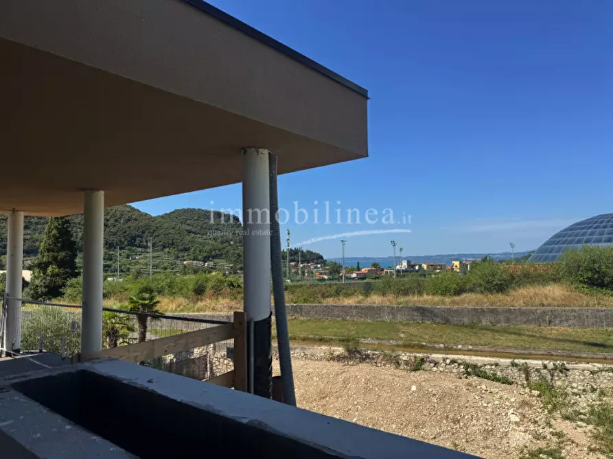 Immagine 6 di Attico in vendita  in via Giare a Garda