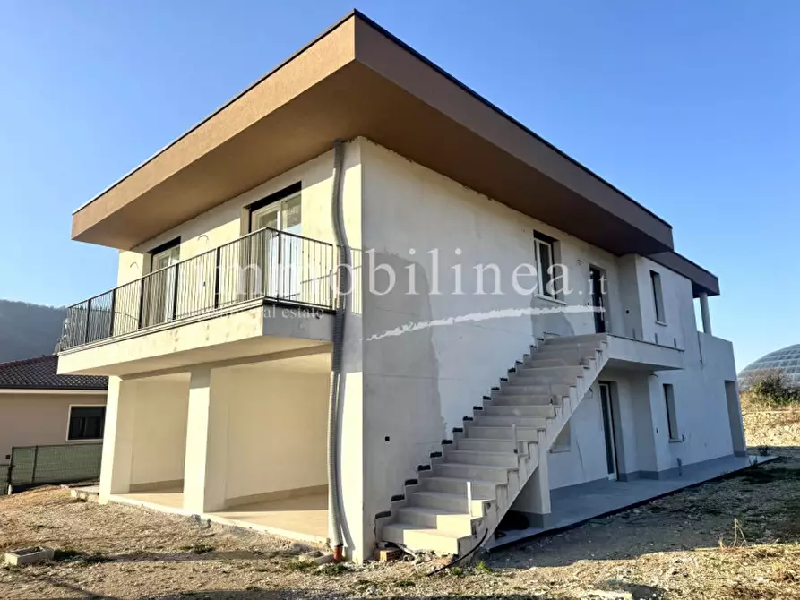 Immagine 14 di Attico in vendita  in via Giare a Garda