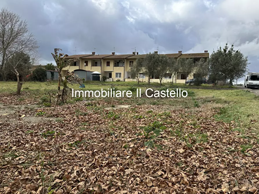 Immagine 8 di Terreno in vendita  in pozzuolo a Castiglione Del Lago