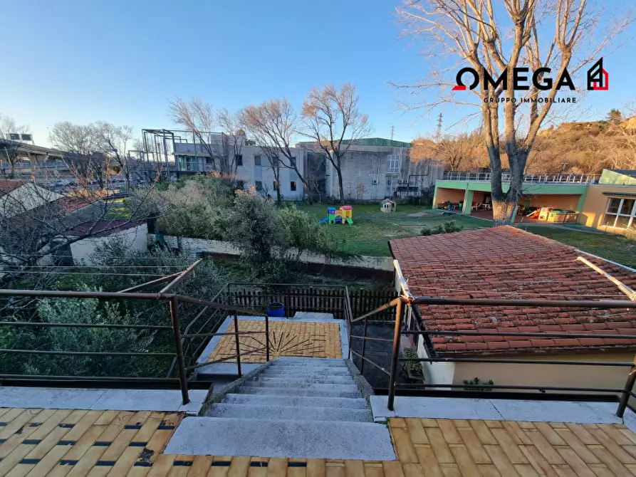 Immagine 5 di Appartamento in vendita  in Strada della Rosandra 56 a Trieste