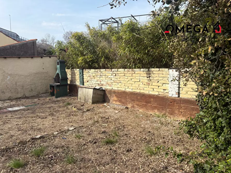 Immagine 22 di Appartamento in vendita  in Strada della Rosandra 56 a Trieste