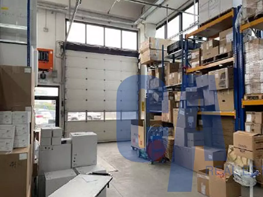 Immagine 2 di Laboratorio in vendita  in VIA IDIOMI a Assago