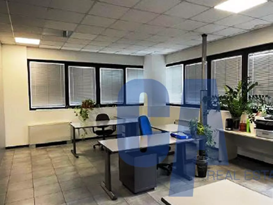 Immagine 3 di Laboratorio in vendita  in VIA IDIOMI a Assago