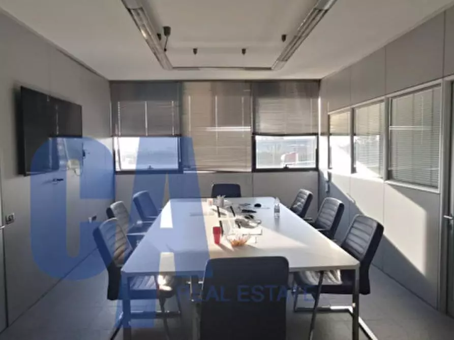 Immagine 5 di Laboratorio in vendita  in VIA IDIOMI a Assago