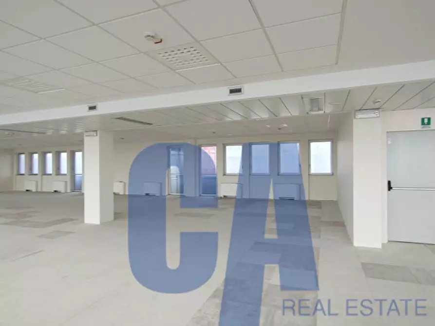 Immagine 22 di Ufficio in affitto  in VIA BUGATTI ETTORE a Milano