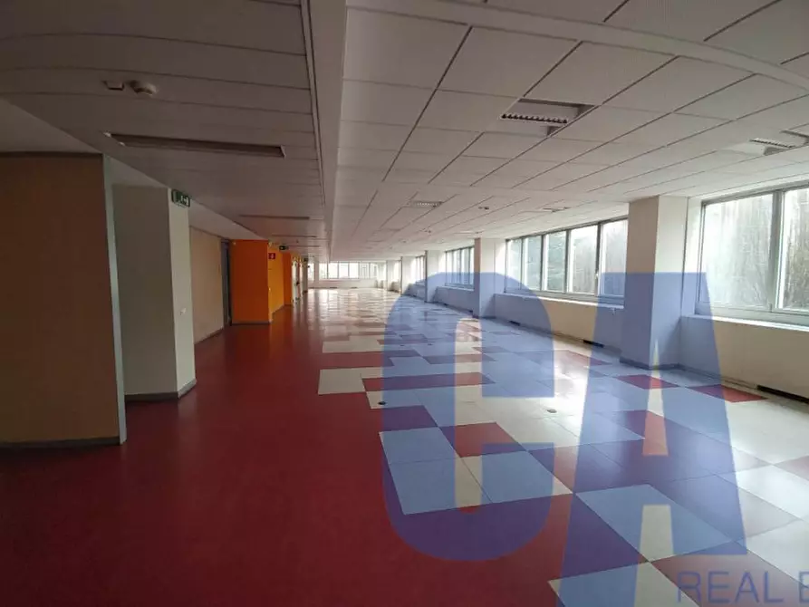 Immagine 5 di Ufficio in affitto  in VIA BUGATTI ETTORE a Milano
