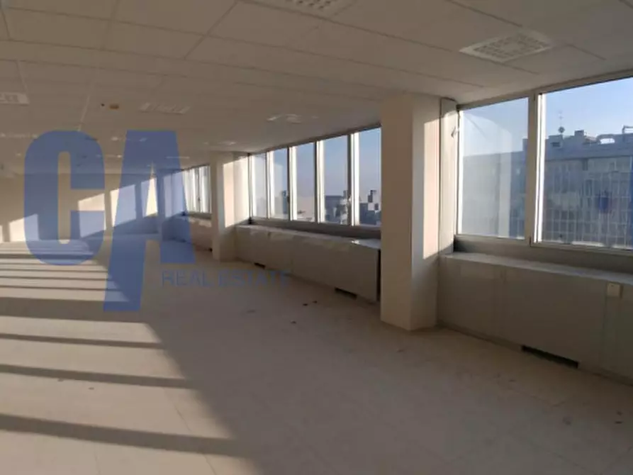 Immagine 21 di Ufficio in affitto  in VIA BUGATTI ETTORE a Milano