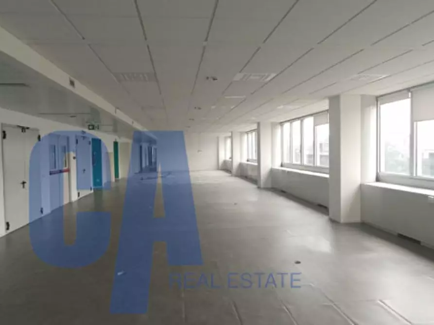 Immagine 6 di Ufficio in affitto  in VIA BUGATTI ETTORE a Milano