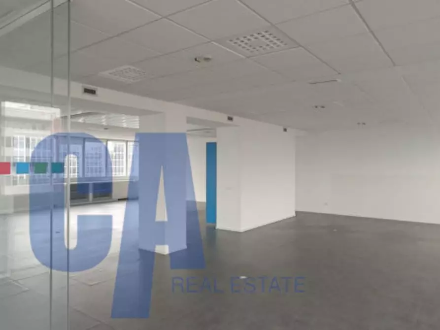 Immagine 13 di Ufficio in affitto  in VIA BUGATTI ETTORE a Milano