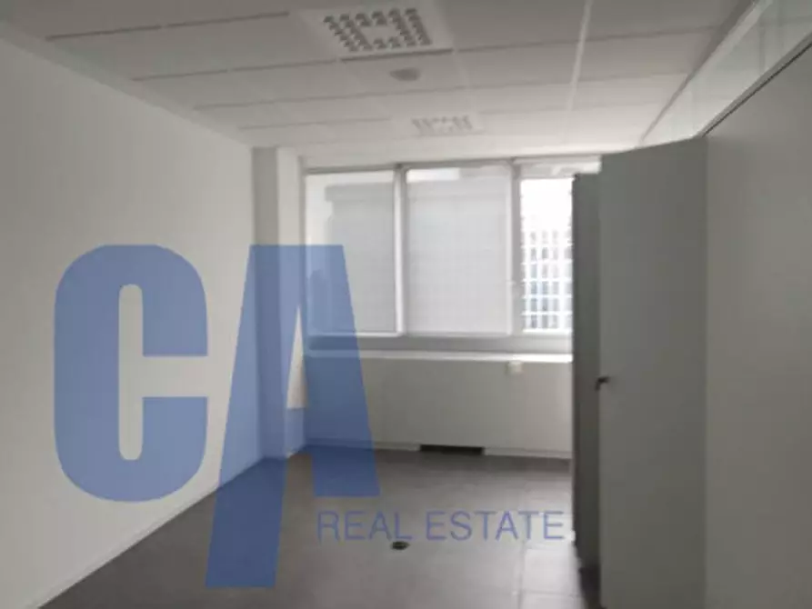 Immagine 16 di Ufficio in affitto  in VIA BUGATTI ETTORE a Milano