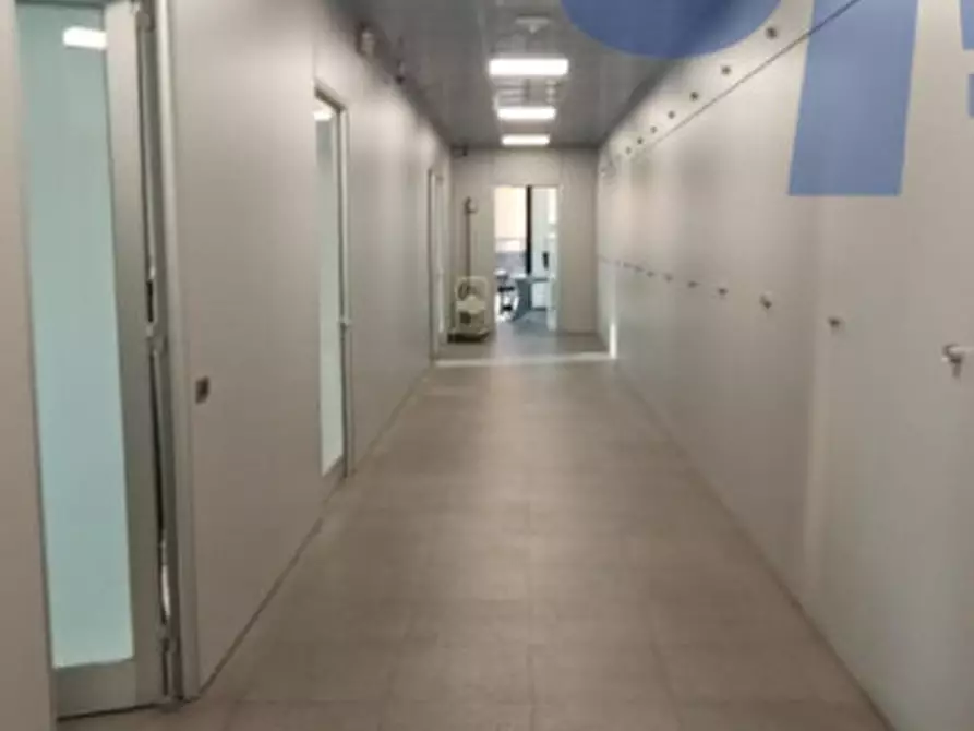 Immagine 12 di Capannone industriale in vendita  in VIA IDIOMI a Assago