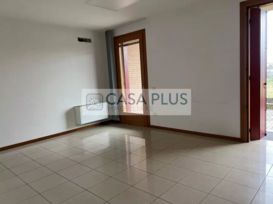 Immagine 6 di Ufficio in affitto  a Cittadella