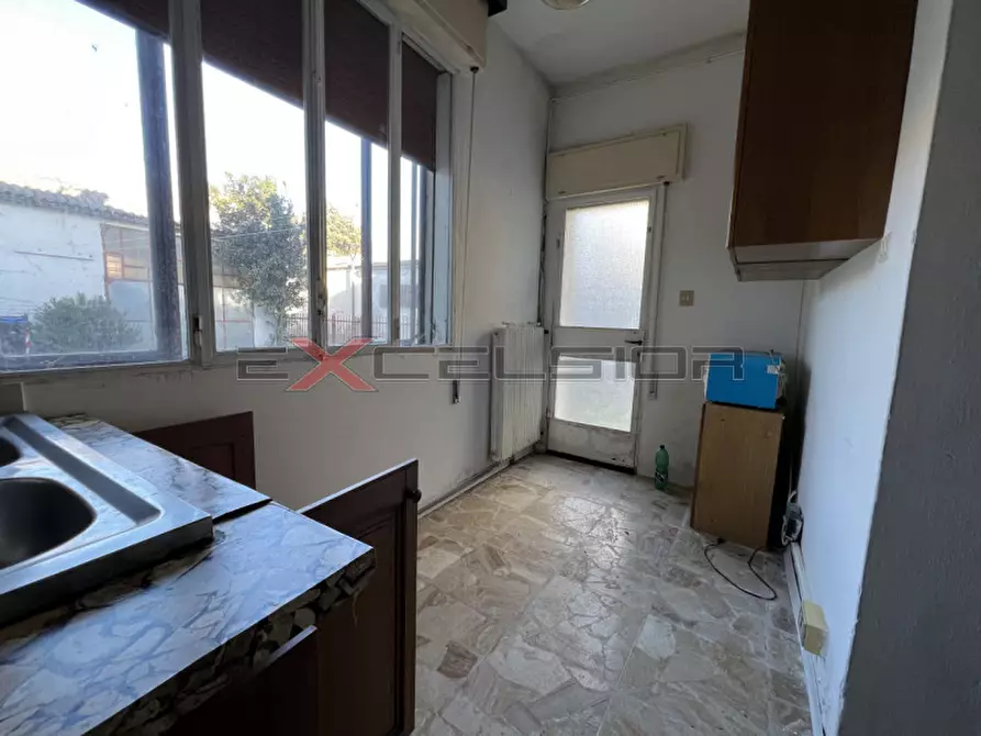 Immagine 2 di Appartamento in vendita  in Corso Mazzini n. 7 - Adria a Mesola