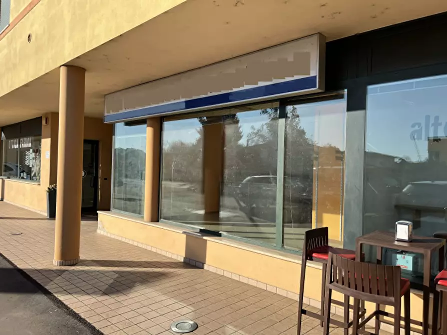 Immagine 1 di Negozio in vendita  in Via Riviera a Nanto