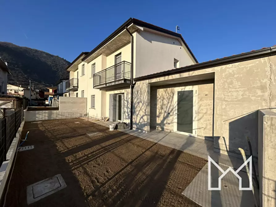 Immagine 1 di Villetta a schiera in vendita  a Romano D'ezzelino